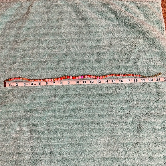 Women’s Necklace, Bracelet and Matching Earrings. - Picture 4 of 4